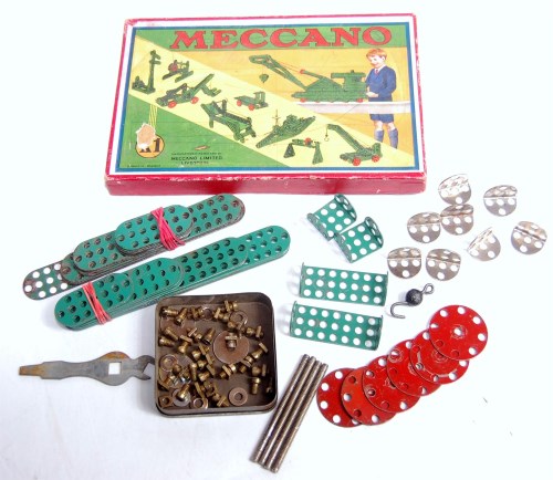 Lot 167 - Meccano X series, No 1 outfit complete,...