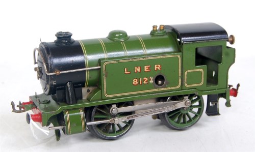 Lot 313 - Hornby 1929-30 LNER green c/w No. 1 Special...