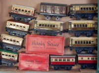 Lot 338 - A large tray of 11 Hornby coaches including No....