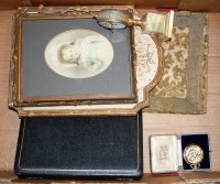Lot 281 - A box of miscellaneous items, to include cased...