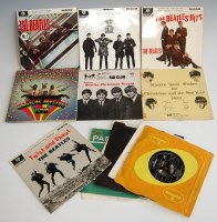 Lot 846 - Mixed lot of Beatles 45s and EP vinyls, to...