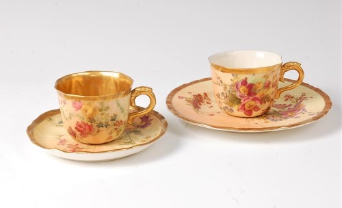Lot 1031 - A Royal Worcester blush ware tea cup and...