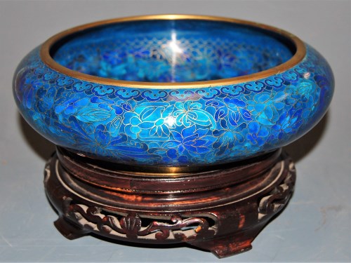 Lot 74 - A 20th century Japanese cloisonne shallow bowl...