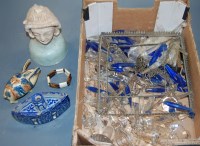Lot 114 - A small collection of miscellaneous items, to...