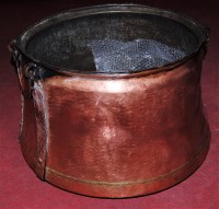 Lot 122 - A large 19th century copper log bucket, of...