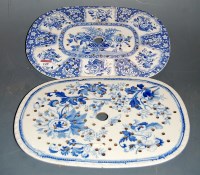 Lot 149 - An early 19th century Spode blue and white...