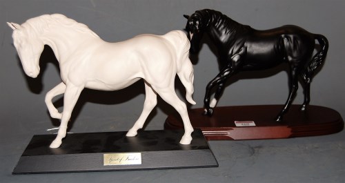 Lot 260 - A Royal Doulton model of a stallion, matt...