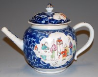 Lot 175 - An early 19th century Chinese export teapot...