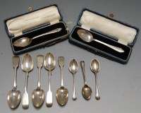 Lot 369 - A pair of George V cased silver teaspoons,...