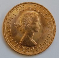 Lot 2107 - Great Britain, 1966 gold full sovereign,...