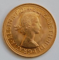 Lot 2111 - Great Britain, 1966 gold full sovereign,...