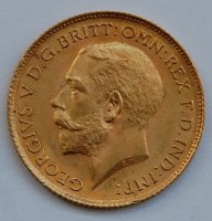 Lot 2136 - Great Britain, 1911 gold half sovereign,...