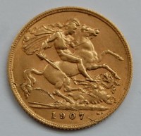 Lot 2139 - Great Britain, 1907 gold half sovereign,...