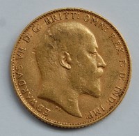 Lot 2146 - Great Britain, 1907 gold full sovereign,...