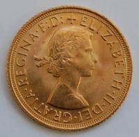 Lot 2176 - Great Britain, 1966 gold full sovereign, Queen...