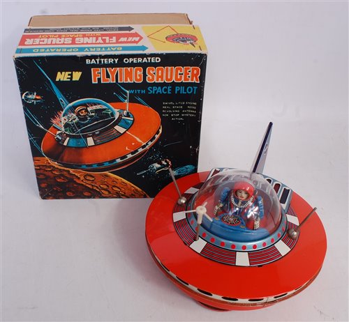 Lot 3197 - A KO Toys of Japan tinplate and battery...