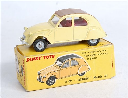 Lot 1970 - A French Dinky Toys No.558 Citroen 2CV