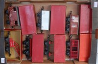 Lot 441 - Large tray of boxed Hornby post-war wagons...