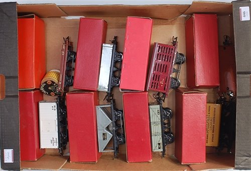 Lot 446 - Large tray containing 8 Hornby boxed post-war...