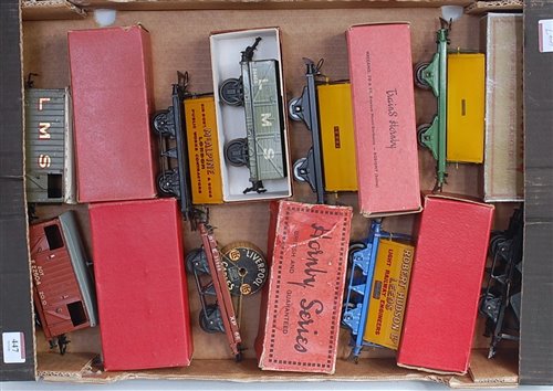 Lot 447 - Large tray of assorted wagons (9), including...