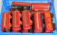 Lot 508 - Small tray Marx (USA) red Pullman coaches...
