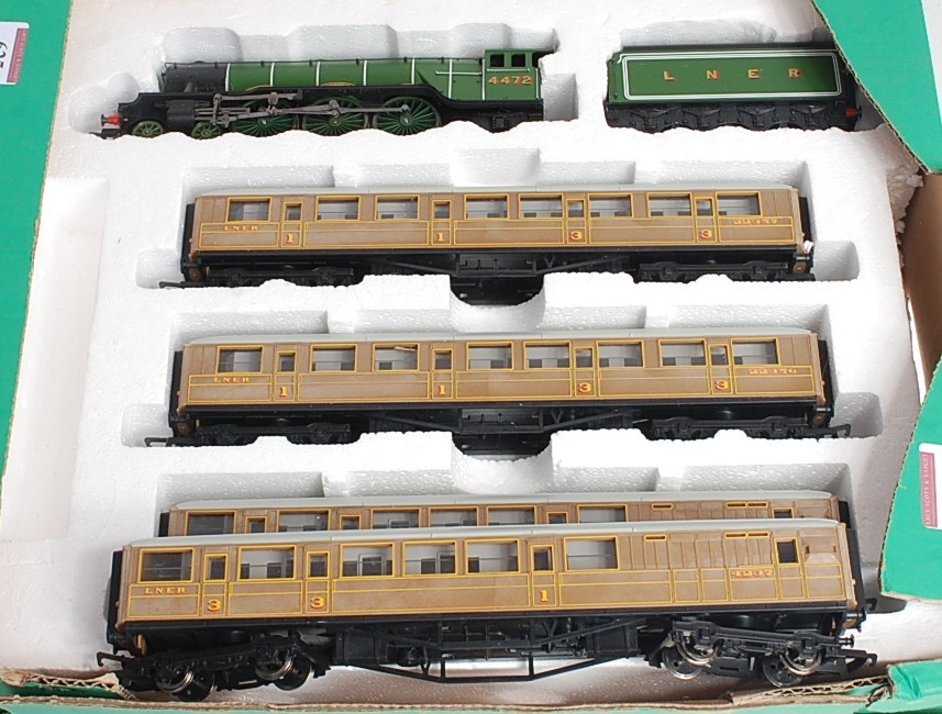 hornby flying scotsman coaches