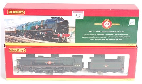 Lot 915 - Hornby R2169 BR lined green Merchant Navy...