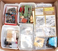 Lot 336 - Large tray of gauge 1 items for spares and...