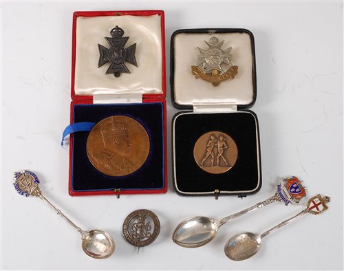 Lot 271 - An Edward VII 1902 bronze coronation medal,...