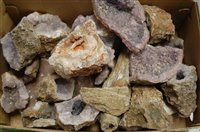 Lot 37 - A box of assorted geodes and rock specimens