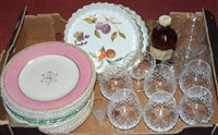 Lot 188 - A box of miscellaneous china and glassware, to...