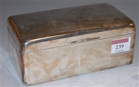 Lot 239 - A George V silver table cigarette box