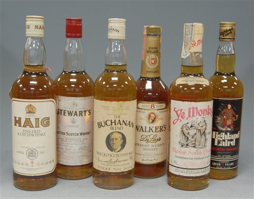 Lot 1318 - Walker's Deluxe straight Bourbon Whisky, 75cl,...