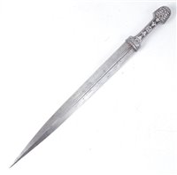 Lot 169 - An Indo-Persian dagger, having a 35cm double...