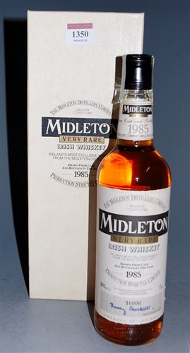 Lot 1350 - Midleton Very Rare Irish Whisky, bottled 1985,...