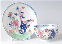 Lot 2081 - A Lowestoft porcelain tea bowl on stand,...