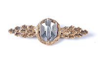 Lot 609 - A German Luftwaffe bomber clasp.