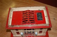 Lot 393 - Lionel cream/red "Lionel City" complete with...