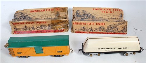 Lot 399 - A small tray containing 4 x American Flyer...