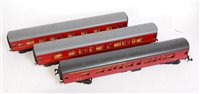 Lot 562 - Large tray containing three LMS Lima bogie...