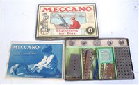 Lot 160 - Meccano France No.0 outfit 1916, containing...