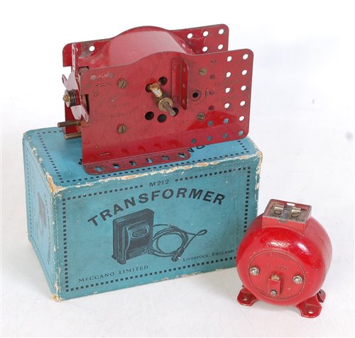 Lot 186 - Small box containing a French Mains motor...
