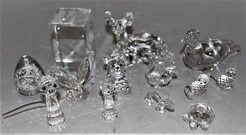 Lot 177 - A small collection of crystal animal ornaments...