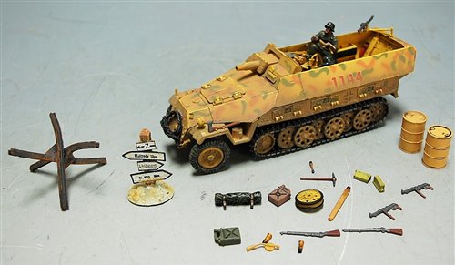 Lot 359 - A Unimax Combat Vehicle with figures