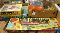 Lot 1410 - A quantity of mixed military related loose...