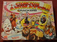 Lot 1471 - A Tom Smith & Wade Circus Animates Cracker Set...
