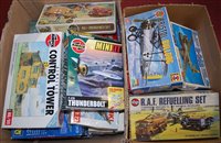 Lot 492 - Two boxes of assorted Airfix and other kits
