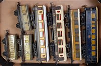 Lot 324 - Large tray containing 7 Hornby pre-war coaches:...