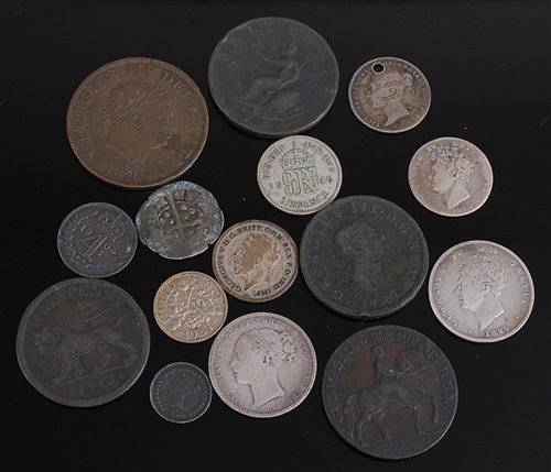 Lot 2021 - Mixed lot of silver and copper coins and...