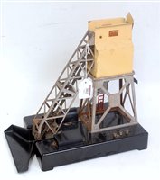 Lot 382 - Lionel coal elevator, would benefit from...